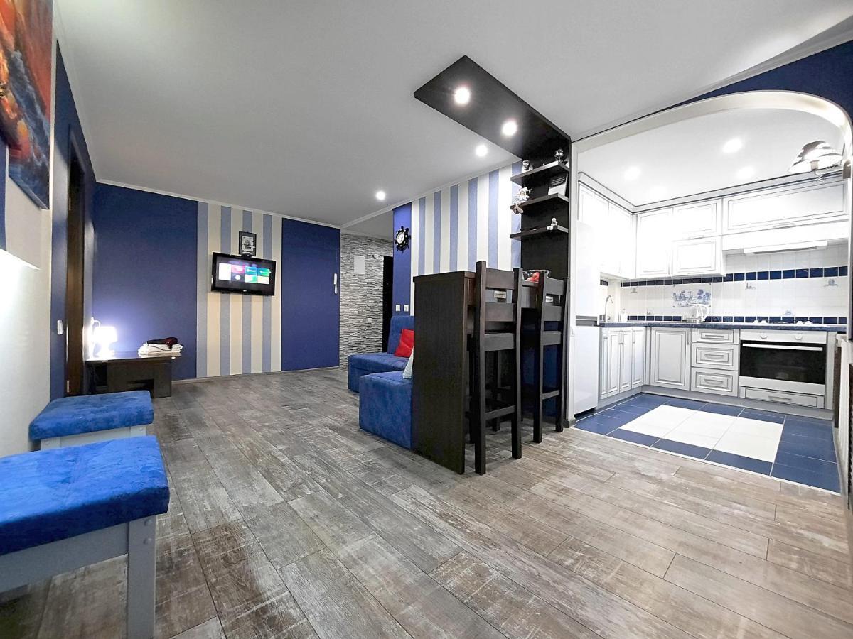 Sea Style - Сеть Апартаментов Alex Apartments Бесконтактное Заселение 24-7 Poltava Pokoj fotografie